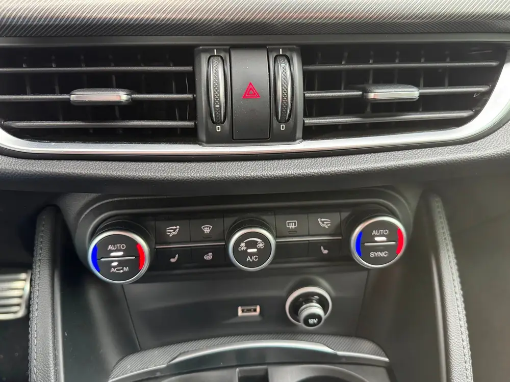 Alfa Romeo Stelvio 2.0 T AWD |ACC|Leder|Trekhaak|310 PK| uit 2019, foto 19