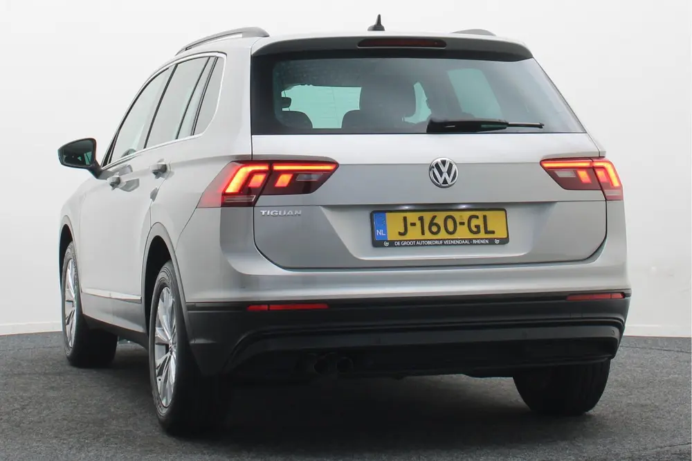Volkswagen Tiguan 1.5 TSI Comfortline Navigatie, ACC, Apple uit 2020, foto 18