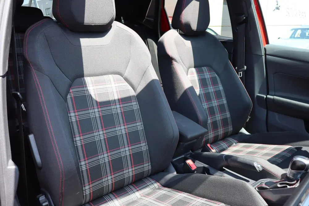 Volkswagen Polo 2.0 TSI GTI Panoramadak/Stoelverwarming/Navi uit 2019, foto 14