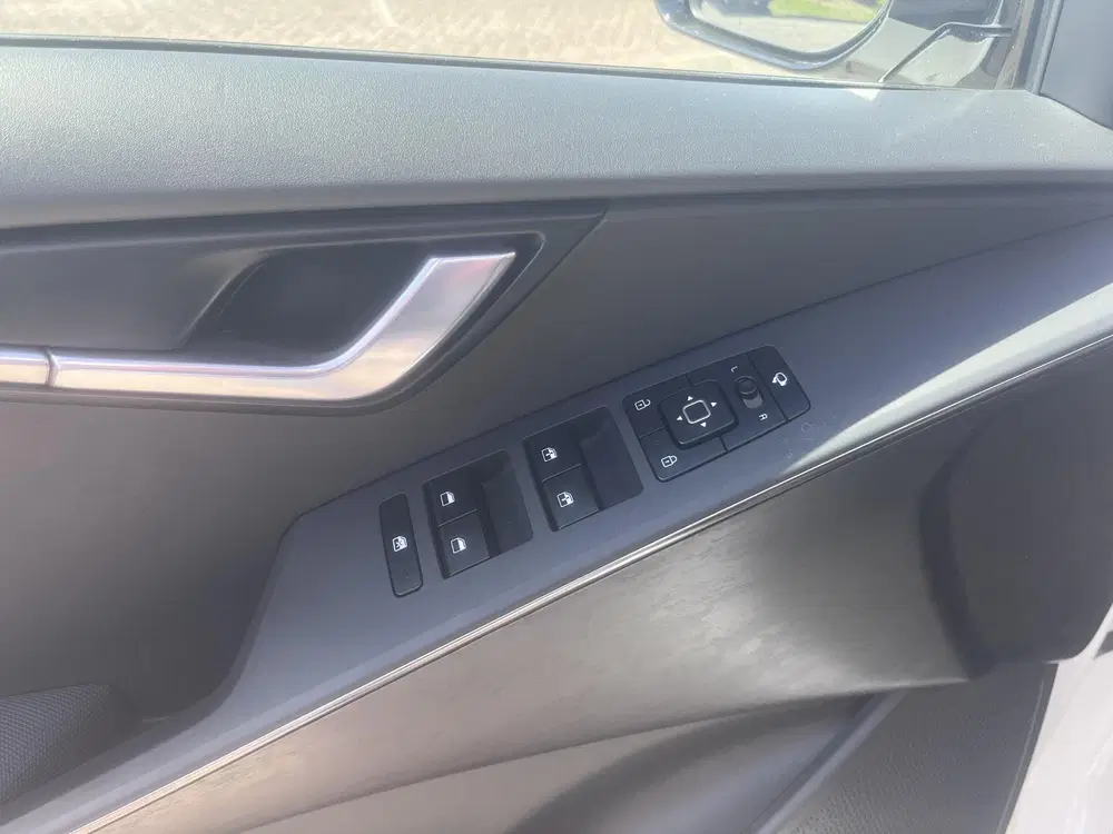 Kia Niro 1.6 GDi Hybrid DynamicLine Nav uit 2023, foto 11