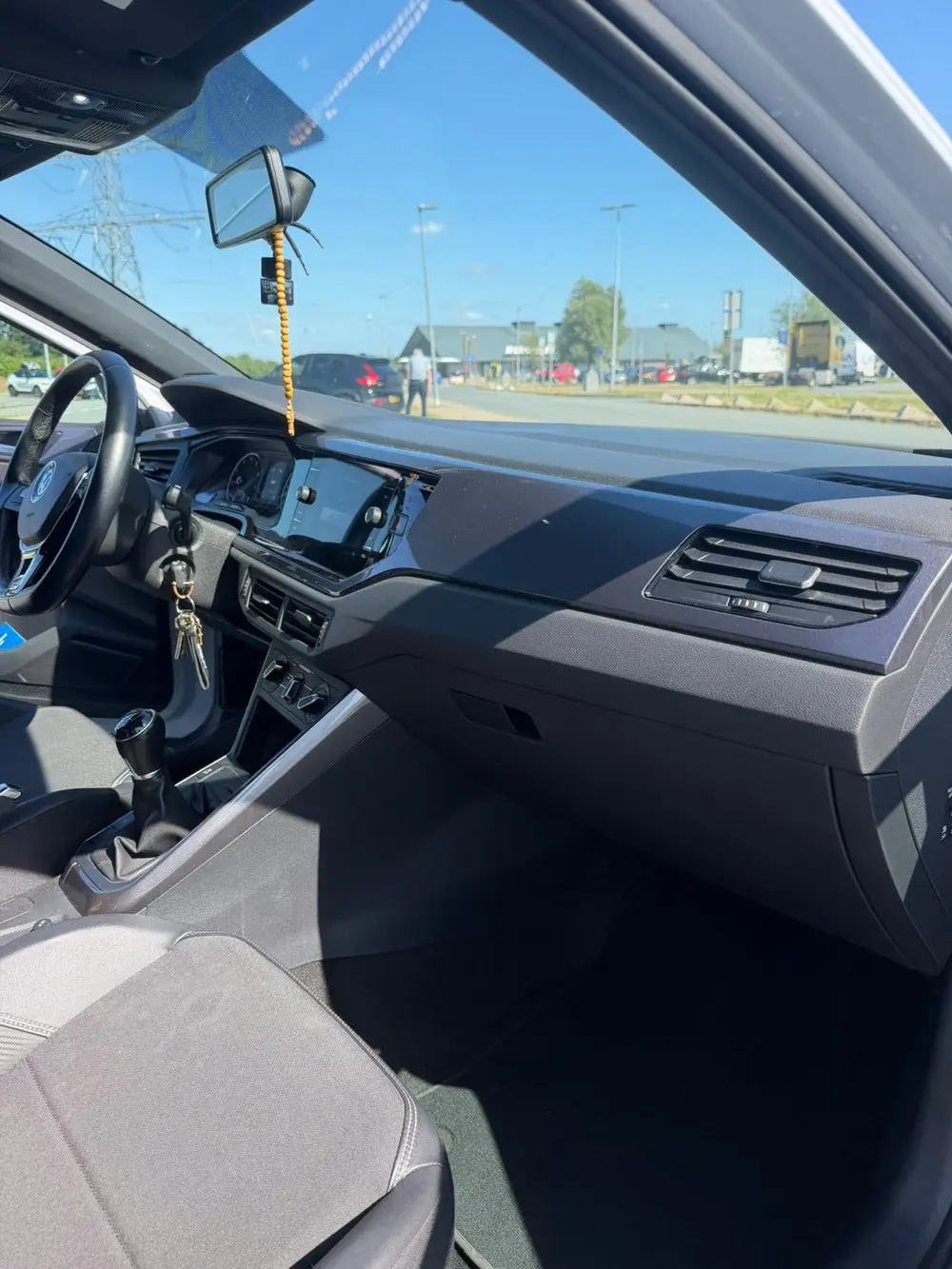 Volkswagen Polo 1.0 TSI 95pk 2019 Wit NIEUWE APK uit 2019, foto 17
