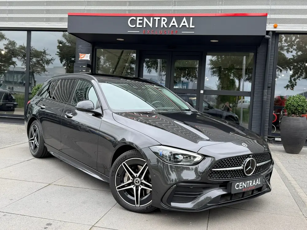 Mercedes-Benz C-Klasse 300 e AMG Line 313PK Pano uit 2023, foto 3