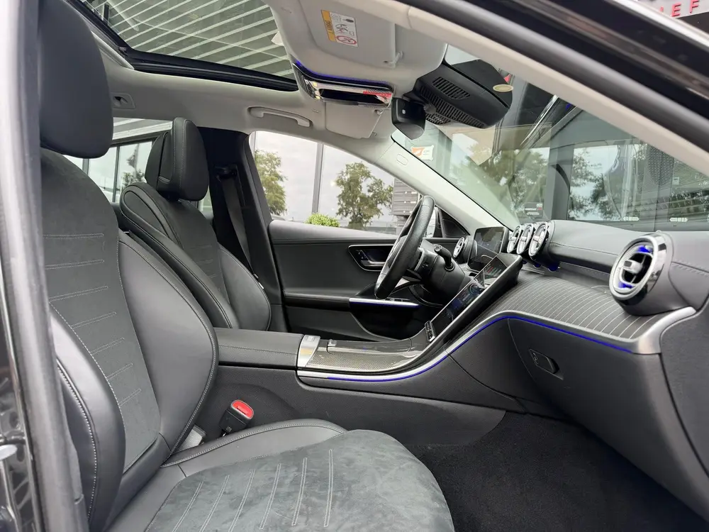 Mercedes-Benz C-Klasse 300 e AMG Line 313PK Pano uit 2023, foto 8