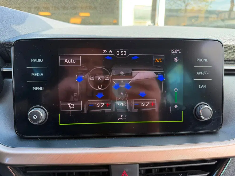 Skoda Scala 1.0 TSI uit 2020, foto 17