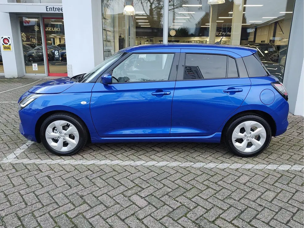 Suzuki Swift 1.2 SELECT SMART HYBRID uit 2026, foto 2