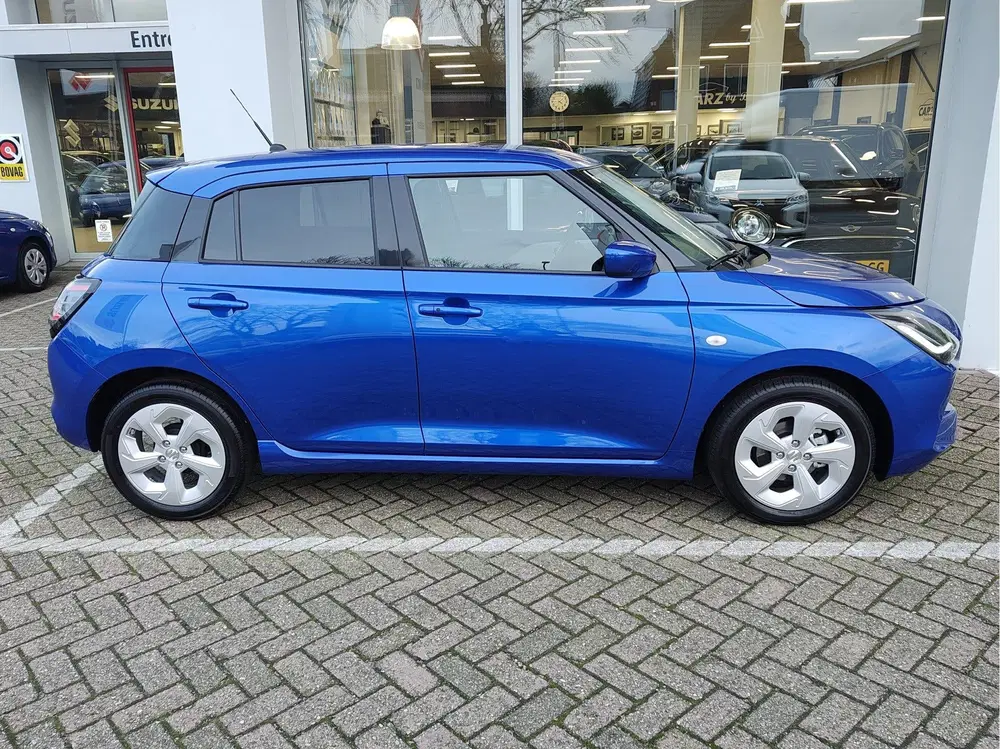 Suzuki Swift 1.2 SELECT SMART HYBRID uit 2026, foto 6