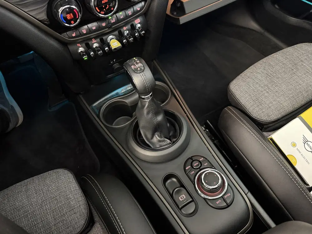 Mini Countryman 2.0 Cooper SE ALL4 Pano uit 2022, foto 18