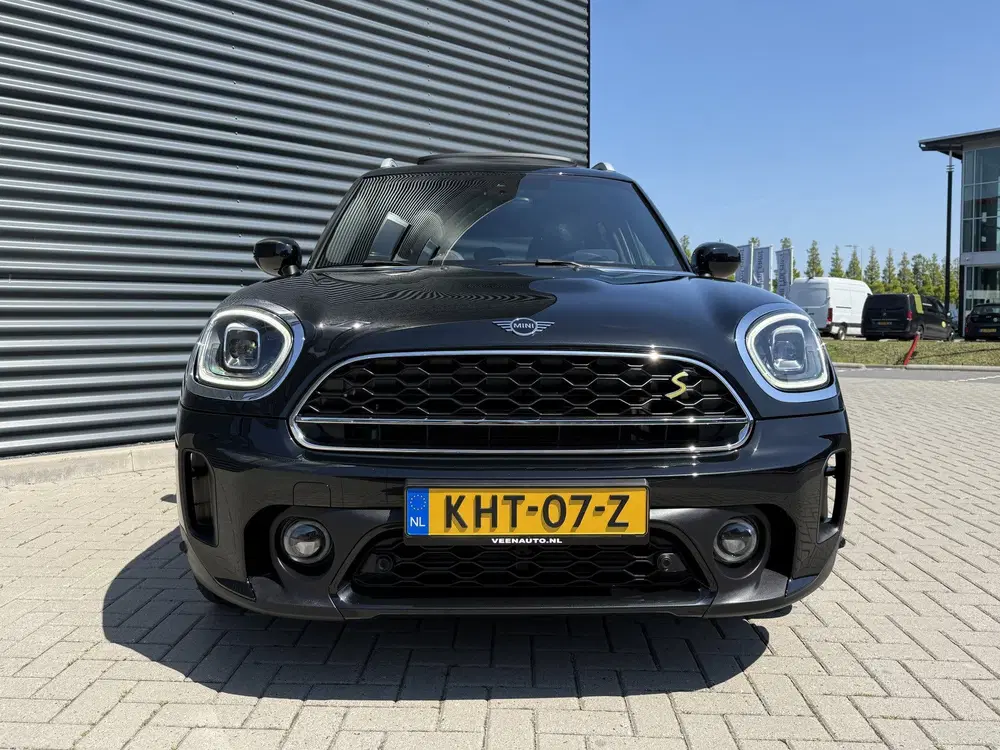 Mini Countryman 2.0 Cooper SE ALL4 Pano uit 2022, foto 2