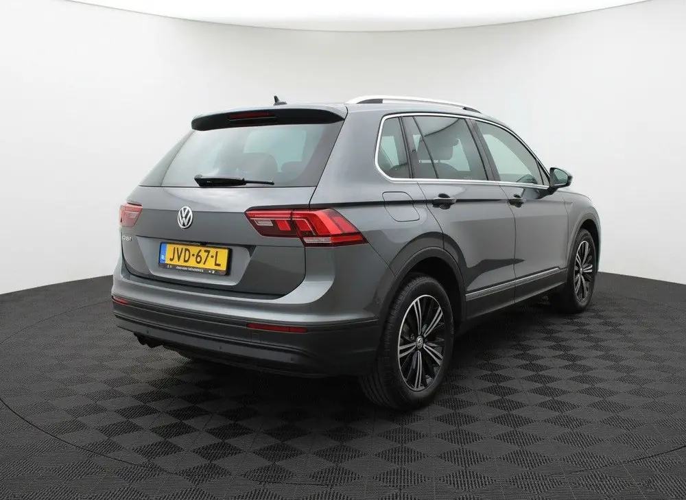 Volkswagen TIGUAN 1.5 TSI ACT IQ I VIRTUAL I CARPPLAY I PANO uit 2019, foto 2