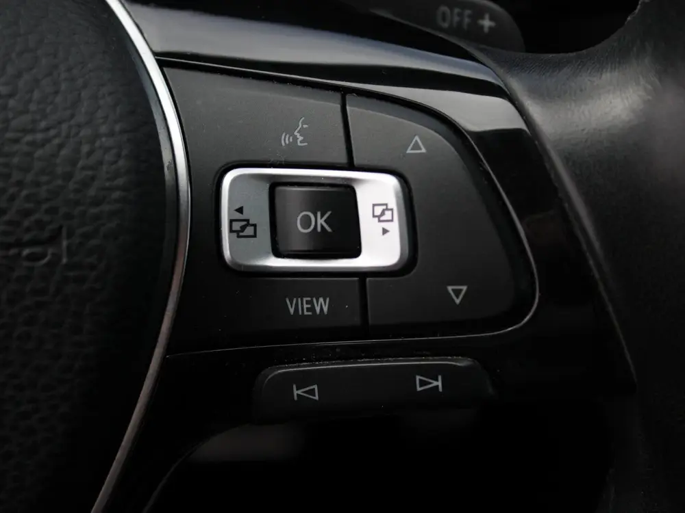 Volkswagen TIGUAN 1.5 TSI ACT IQ I VIRTUAL I CARPPLAY I PANO uit 2019, foto 9