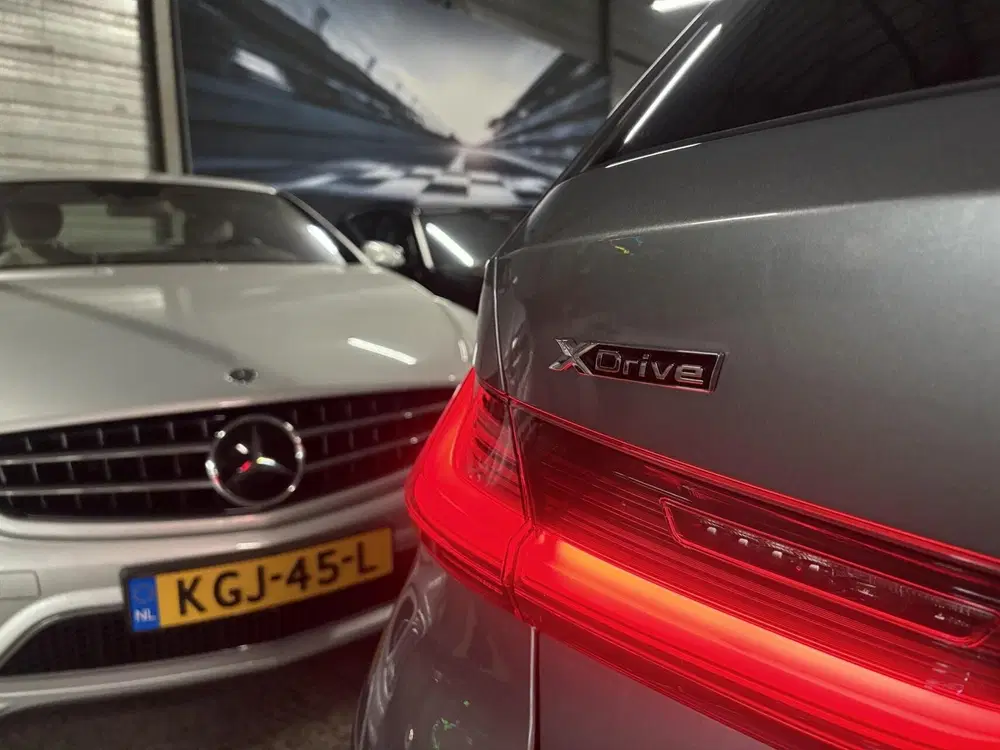 BMW 3-serie 330e xDrive uit 2022, foto 20