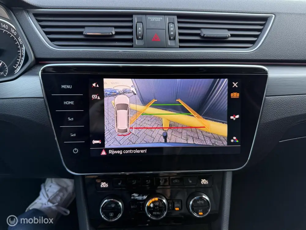 Skoda Superb 1.5 TSI ACT Ambition PANORAMADAK uit 2019, foto 17