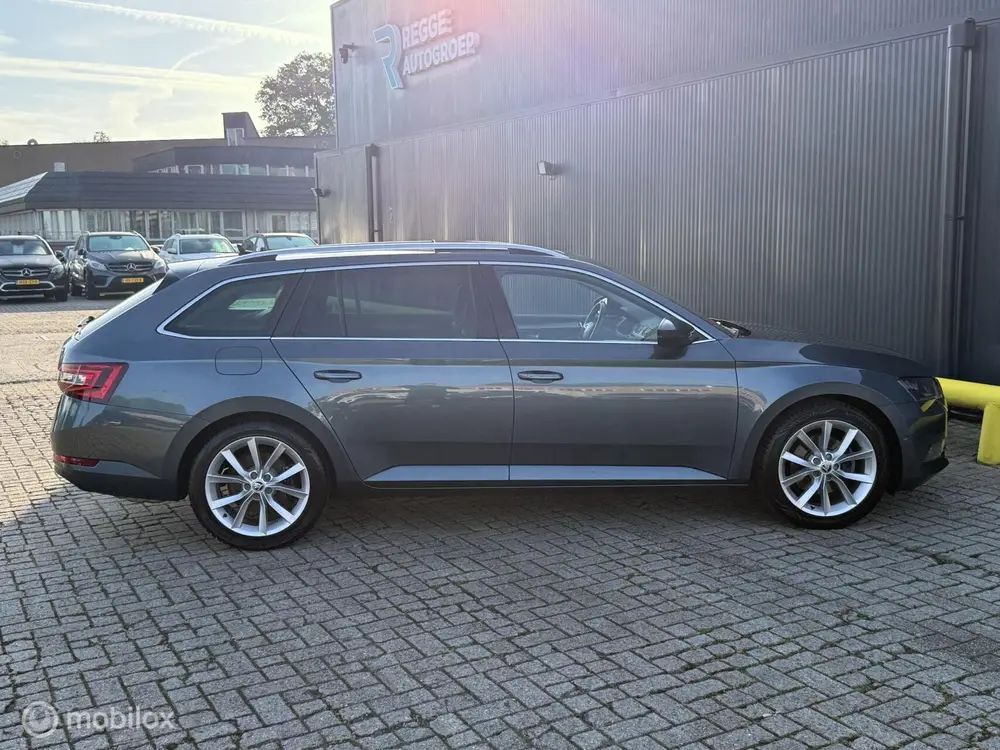 Skoda Superb 1.5 TSI ACT Ambition PANORAMADAK uit 2019, foto 9
