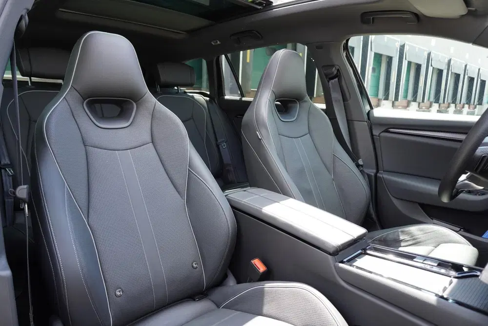 Skoda Superb 1.5 TSI 204pk PHEV Sportline Business uit 2025, foto 12