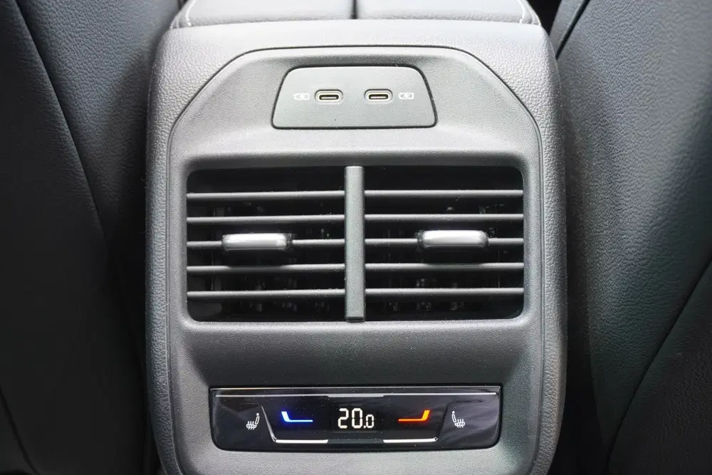 Skoda Superb 1.5 TSI 204pk PHEV Sportline Business uit 2025, foto 15