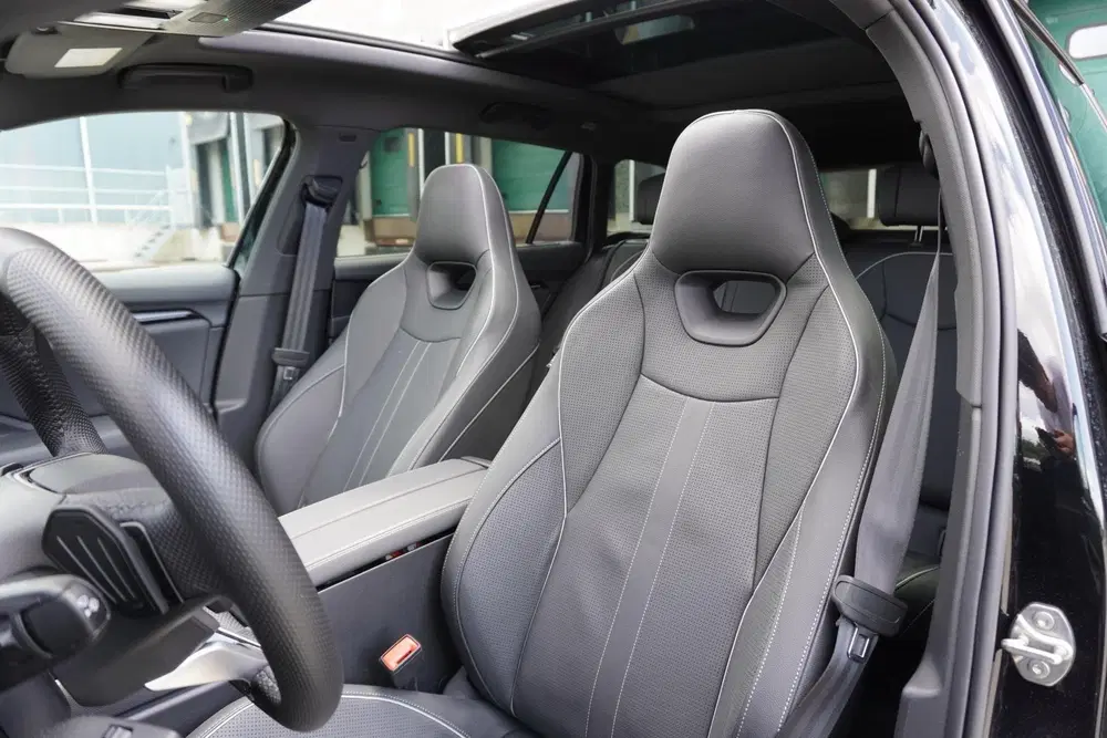 Skoda Superb 1.5 TSI 204pk PHEV Sportline Business uit 2025, foto 4