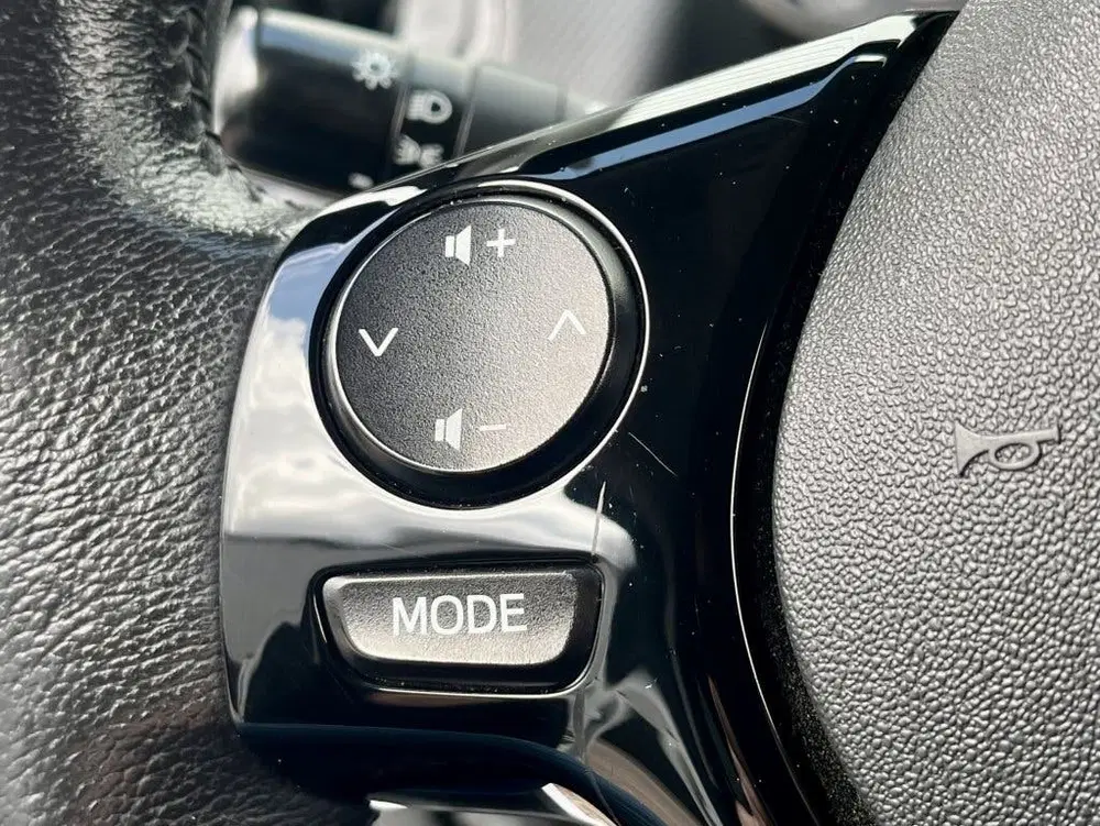 Peugeot 108 1.0 e-VTi Allure TOP Apple Carplay uit 2021, foto 14