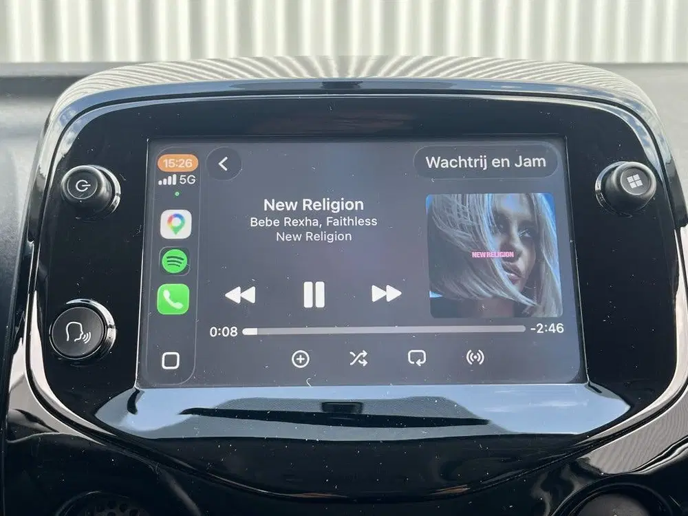 Peugeot 108 1.0 e-VTi Allure TOP Apple Carplay uit 2021, foto 19