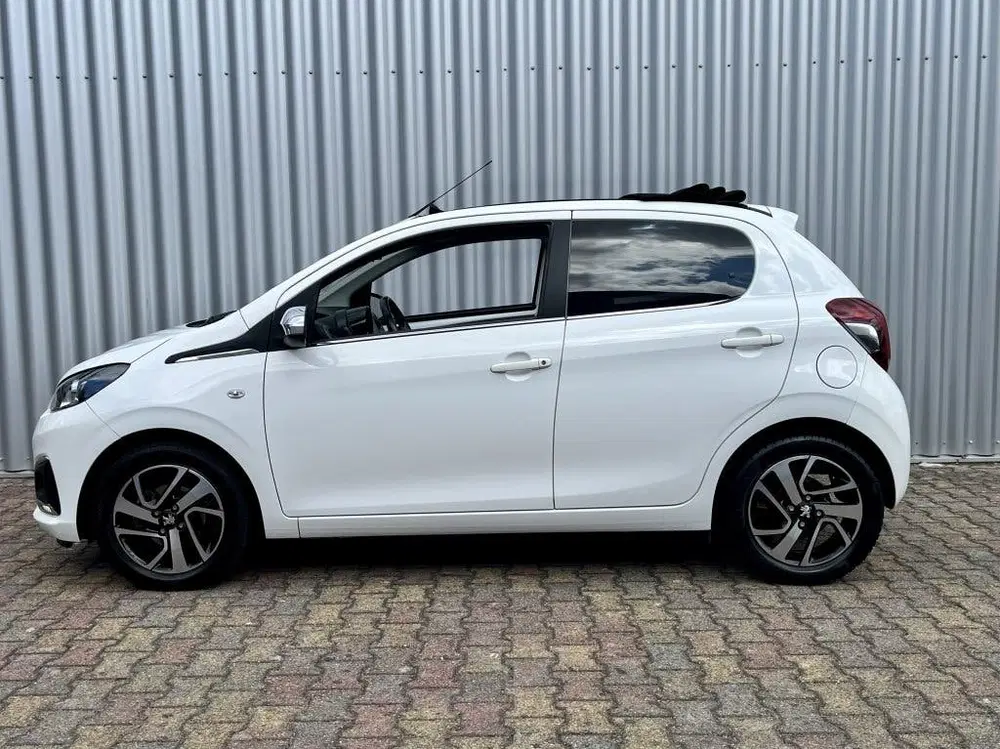 Peugeot 108 1.0 e-VTi Allure TOP Apple Carplay uit 2021, foto 2