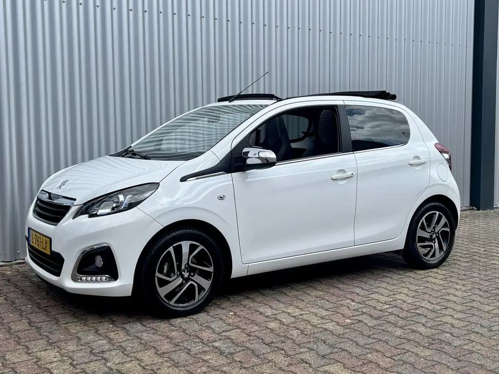 Peugeot 108 1.0 e-VTi Allure TOP Apple Carplay uit 2021, foto 3