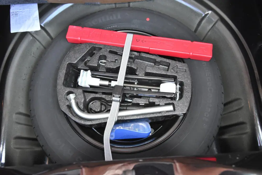 Volkswagen Up! 1.0 BMT move up! , CLIMATRONIC , CR CONTROL uit 2020, foto 13