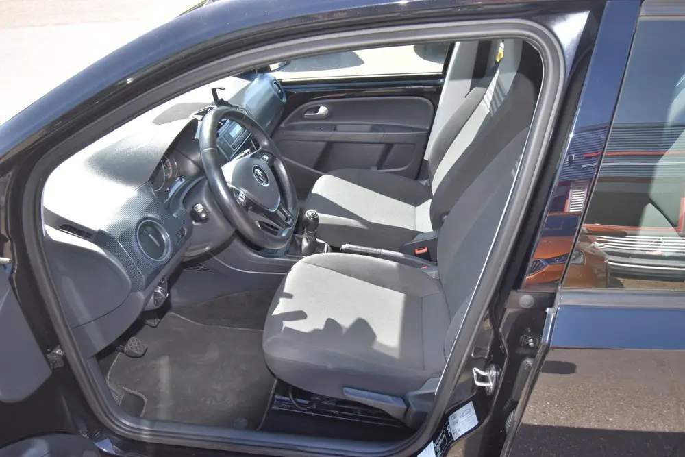 Volkswagen Up! 1.0 BMT move up! , CLIMATRONIC , CR CONTROL uit 2020, foto 17