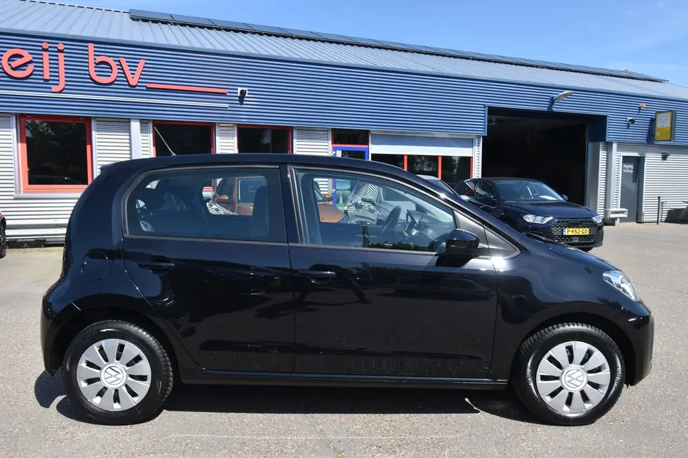 Volkswagen Up! 1.0 BMT move up! , CLIMATRONIC , CR CONTROL uit 2020, foto 2