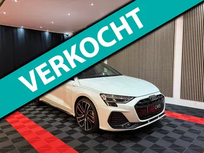Audi A3 35 TFSI S edition 3xS-line Pano Camera Fac uit 2025