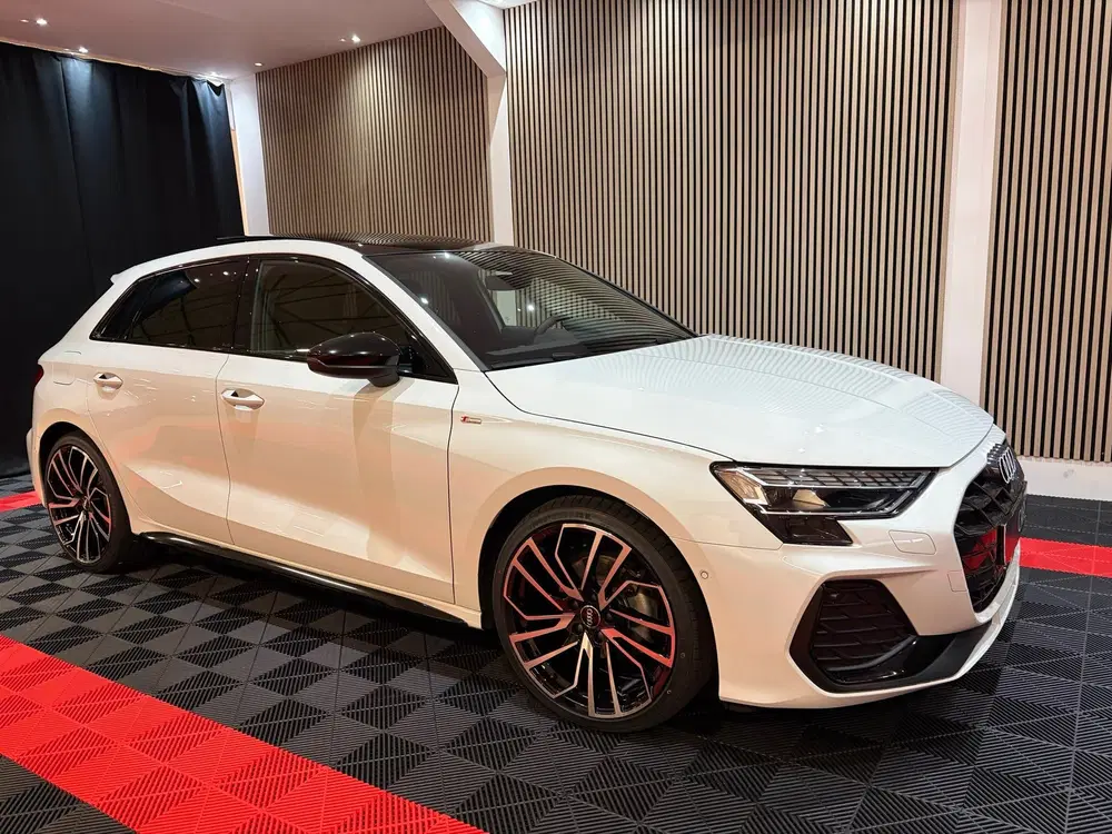 Audi A3 35 TFSI S edition 3xS-line Pano Camera Fac uit 2025, foto 2