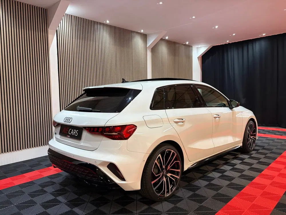 Audi A3 35 TFSI S edition 3xS-line Pano Camera Fac uit 2025, foto 5