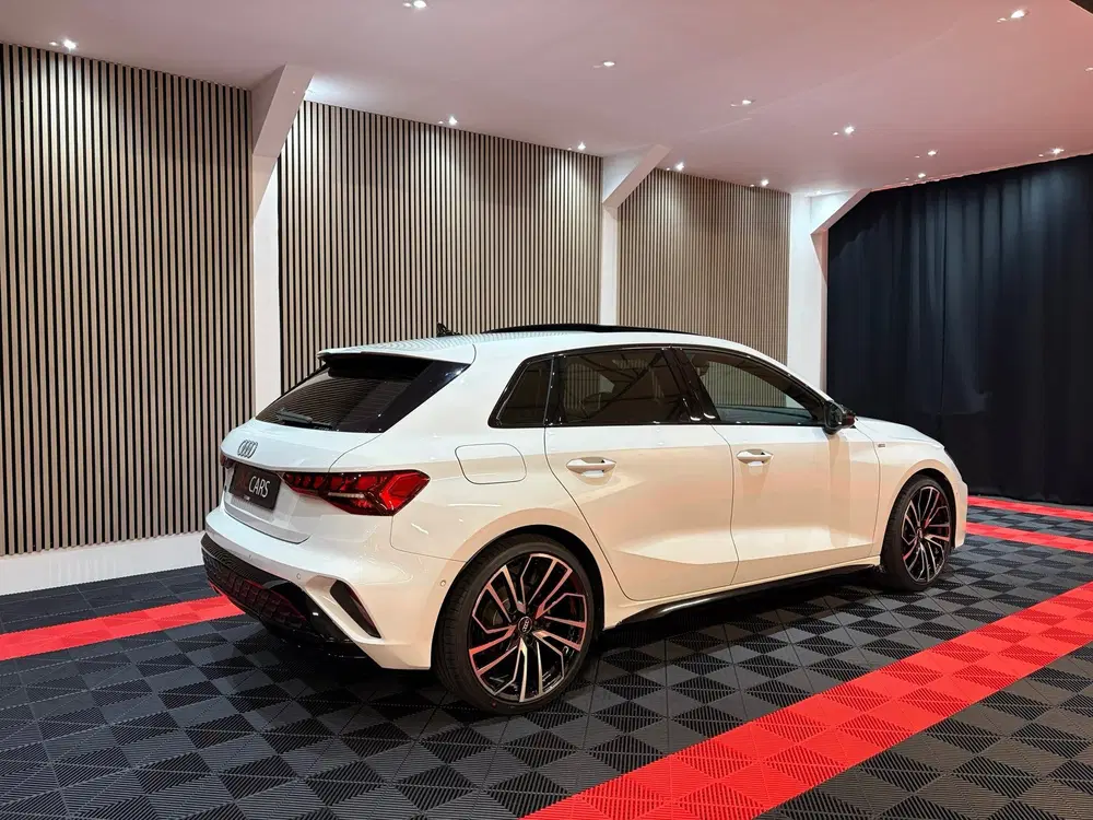 Audi A3 35 TFSI S edition 3xS-line Pano Camera Fac uit 2025, foto 6
