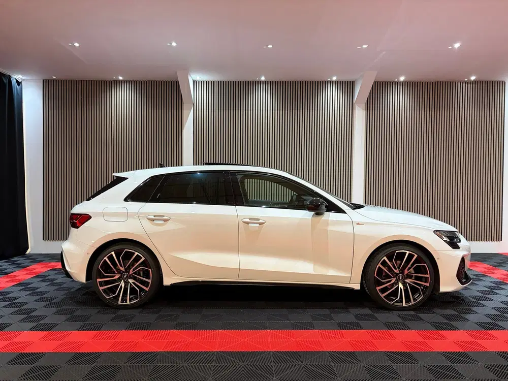 Audi A3 35 TFSI S edition 3xS-line Pano Camera Fac uit 2025, foto 7