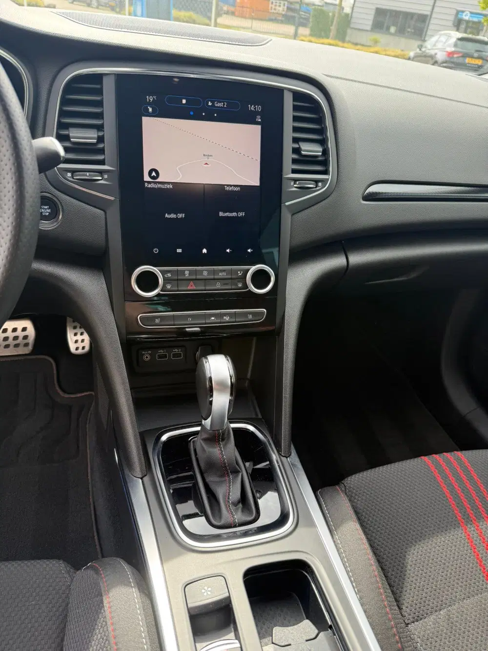 Renault Megane Mégane 1.6 E-tech Plug-in Hybrid 160pk. R. uit 2020, foto 11