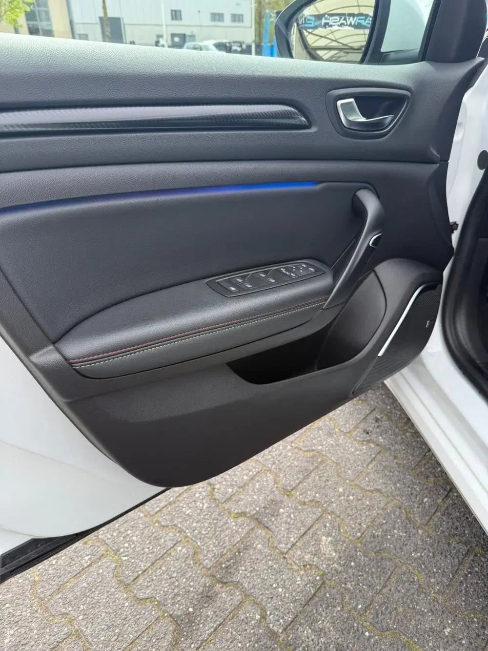 Renault Megane Mégane 1.6 E-tech Plug-in Hybrid 160pk. R. uit 2020, foto 13