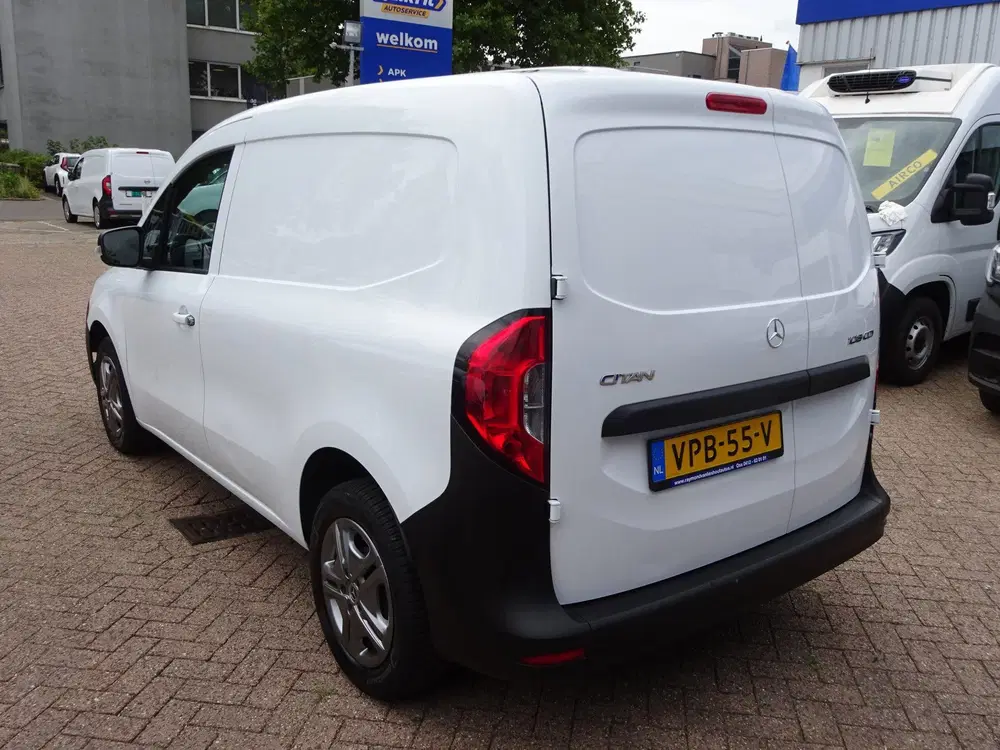 Mercedes-Benz Citan 108 CDI L1 Pro ZEER WEINIG KILOMETERS uit 2022, foto 3