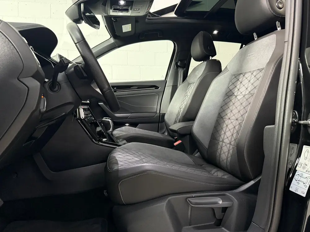 Volkswagen T-Roc 1.5 T-roc*Pano*Camera*Lage KM* uit 2025, foto 11