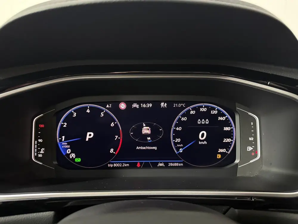 Volkswagen T-Roc 1.5 T-roc*Pano*Camera*Lage KM* uit 2025, foto 20