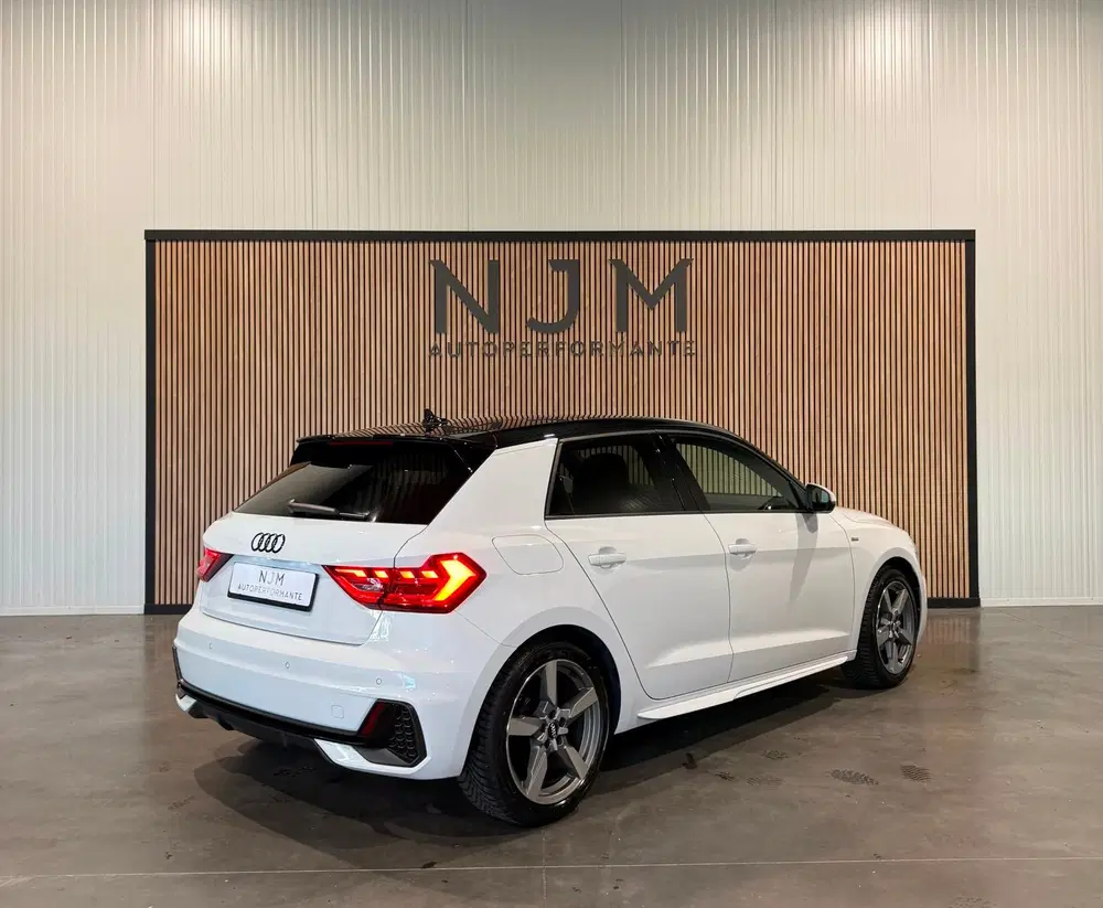 Audi A1 25 TFSI S-Line uit 2021, foto 2
