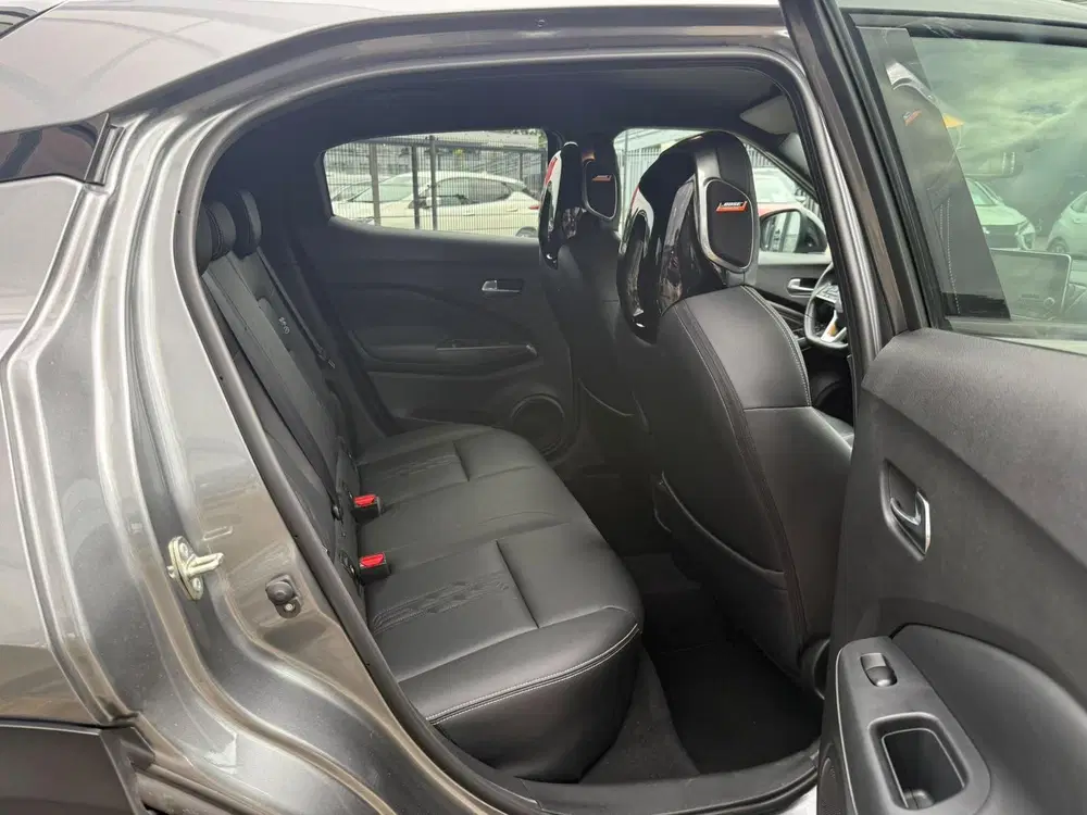 Nissan Juke 1.0 DIG-T Tekna *Bose & ACC* uit 2022, foto 12