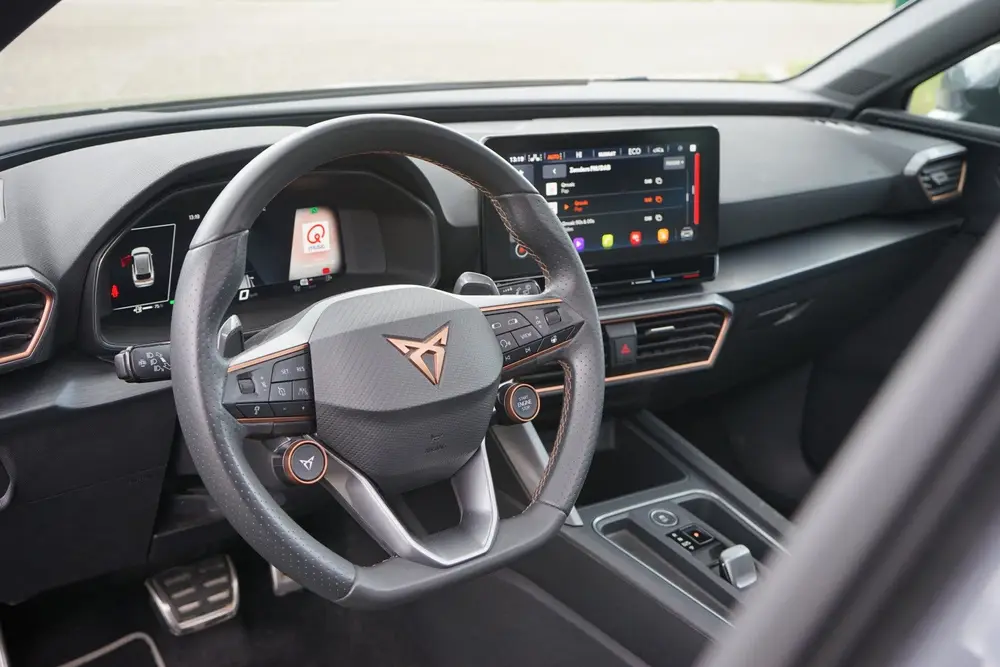 Cupra Leon Sportstourer 1.4 e-Hybrid VZ Chopper 245PK Panoda uit 2021, foto 12