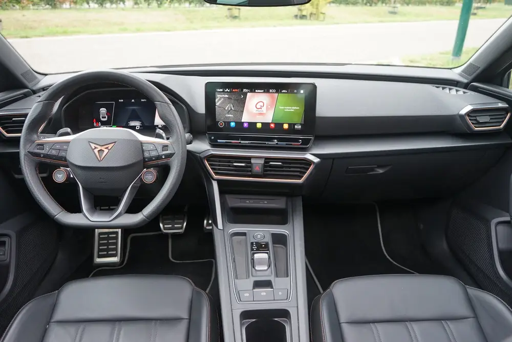 Cupra Leon Sportstourer 1.4 e-Hybrid VZ Chopper 245PK Panoda uit 2021, foto 14