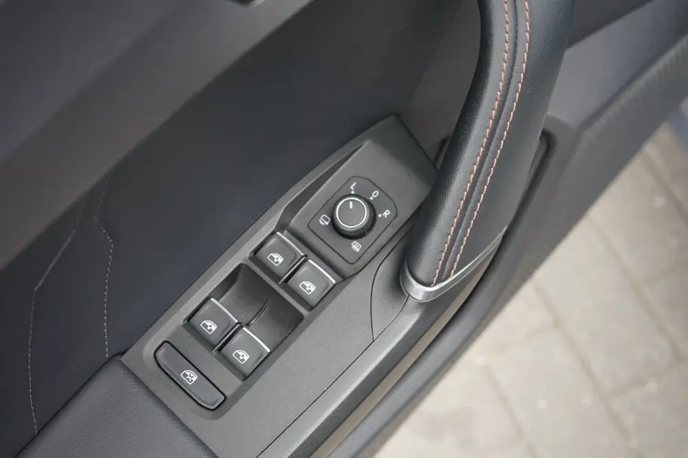Cupra Leon Sportstourer 1.4 e-Hybrid VZ Chopper 245PK Panoda uit 2021, foto 20