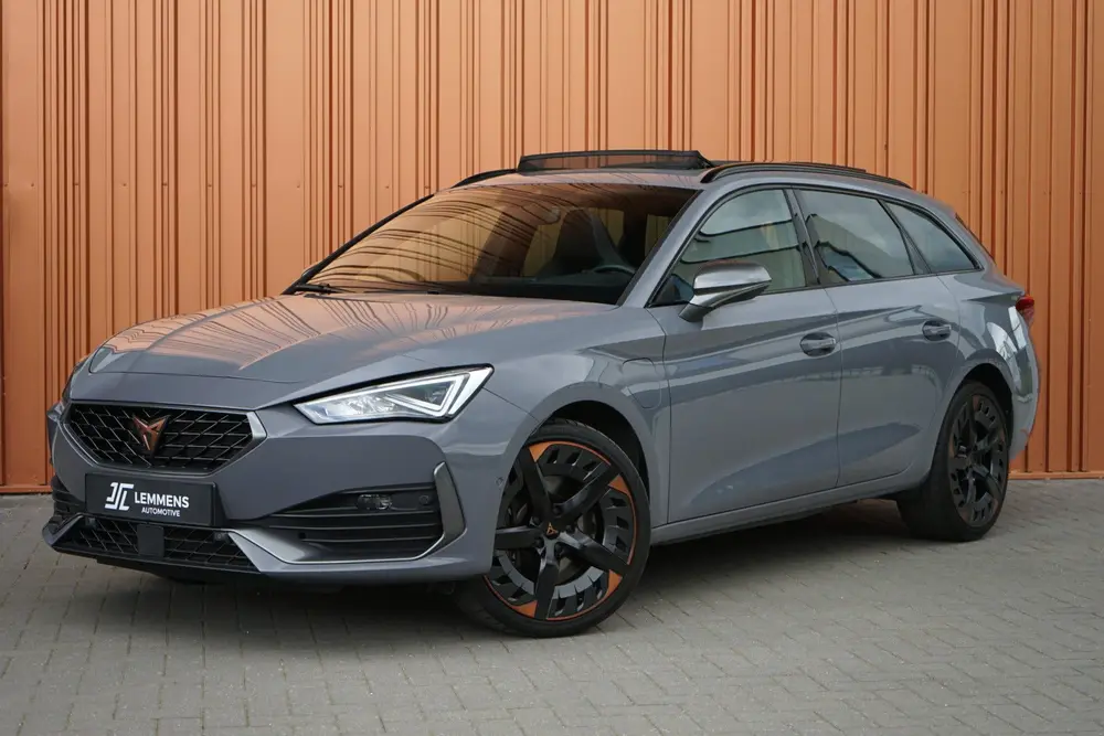 Cupra Leon Sportstourer 1.4 e-Hybrid VZ Chopper 245PK Panoda uit 2021, foto 6
