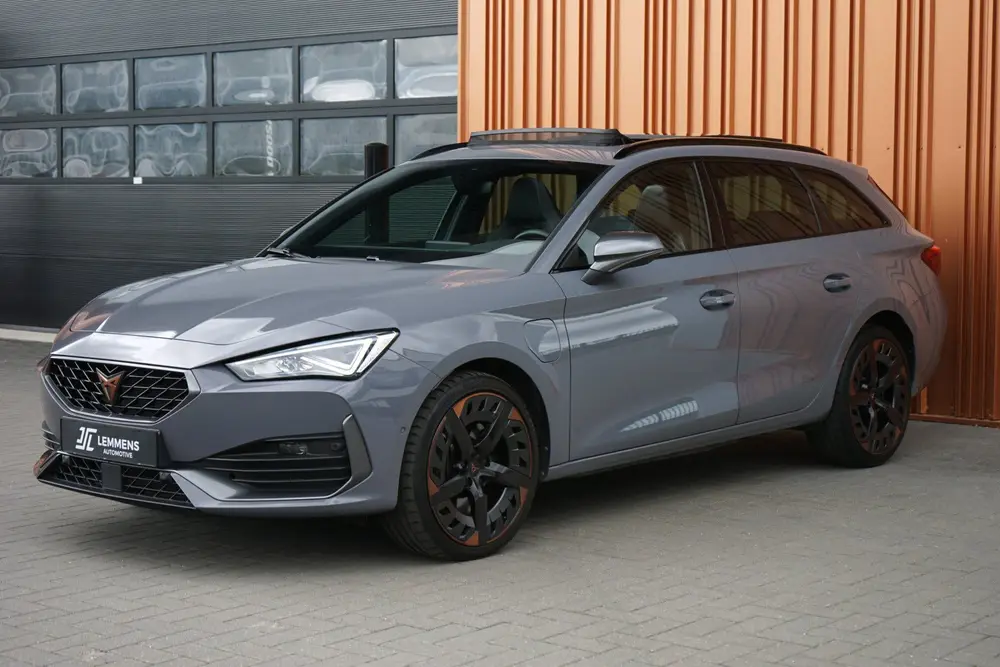 Cupra Leon Sportstourer 1.4 e-Hybrid VZ Chopper 245PK Panoda uit 2021, foto 8