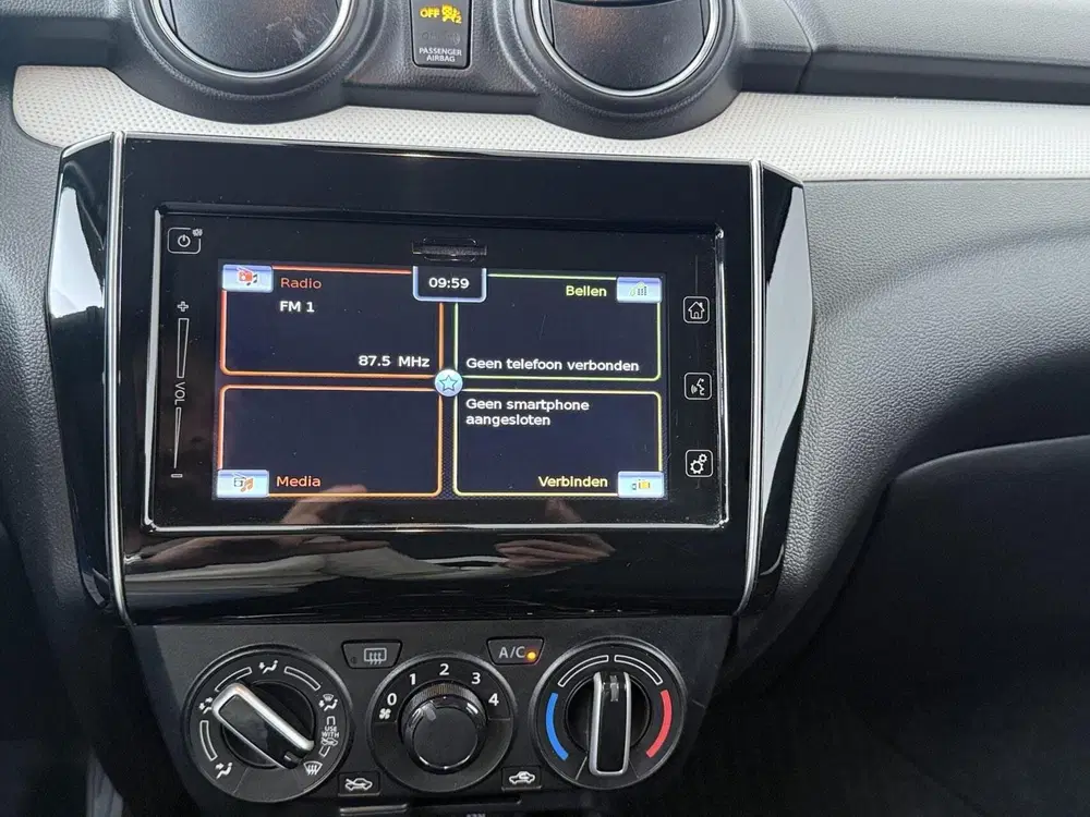 Suzuki Swift 1.2 Select Smart Hybrid uit 2024, foto 14