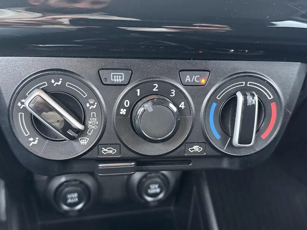 Suzuki Swift 1.2 Select Smart Hybrid uit 2024, foto 15
