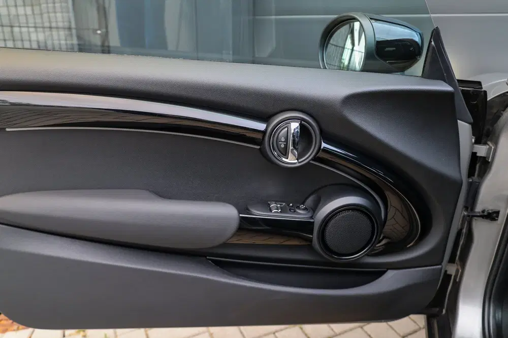 Mini Cooper 1.5 Cooper Classic uit 2023, foto 18