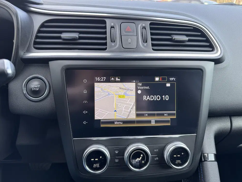 Renault Kadjar 1.3 TCe 140pk EDC Intens+Trekhaak uit 2020, foto 17