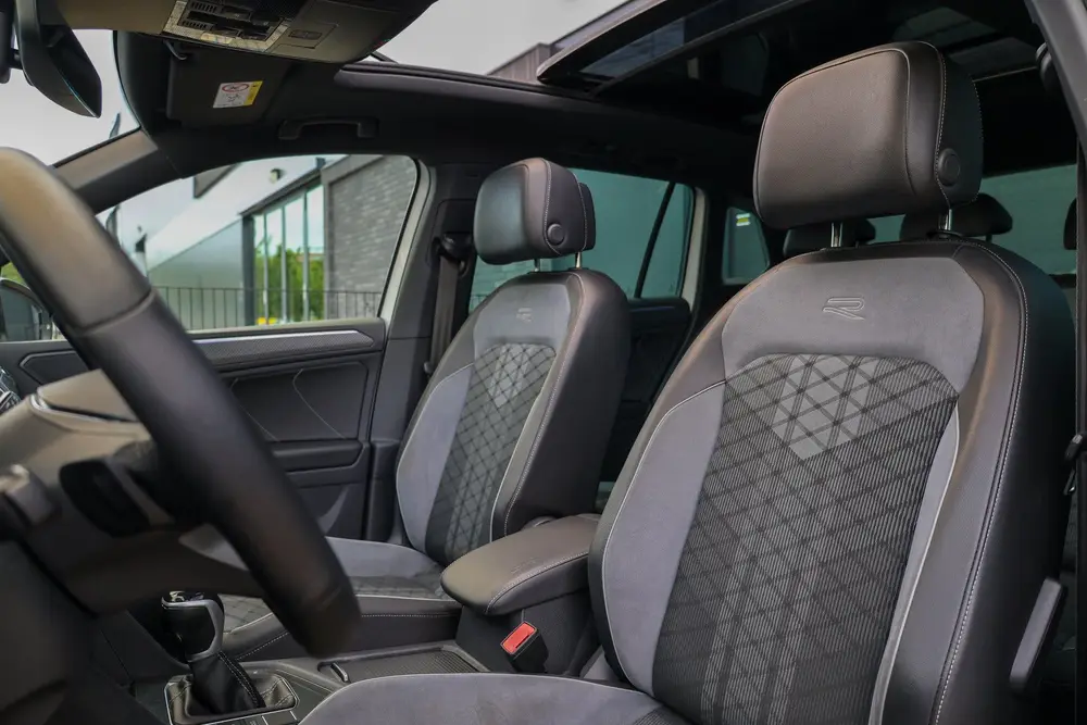Volkswagen Tiguan 1.4 TSI eHybrid R-Line Business | BTW | PA uit 2023, foto 18