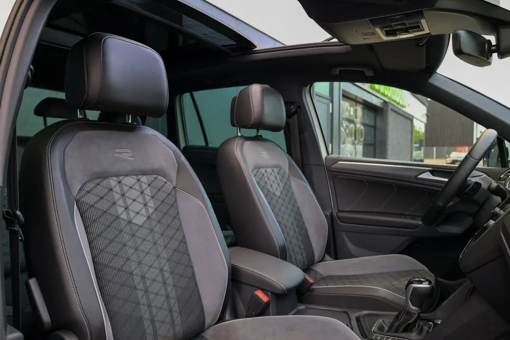 Volkswagen Tiguan 1.4 TSI eHybrid R-Line Business | BTW | PA uit 2023, foto 20